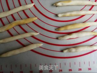金鱼馒头的做法步骤:3