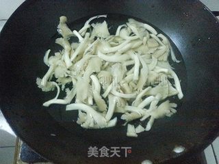 凉拌平菇的做法步骤:4