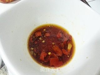 凉拌皮蛋的做法步骤:3
