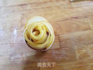 玫瑰花苹果派的做法步骤:11