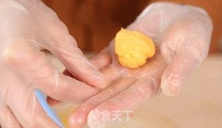 【蛋黄流沙汤圆】元宵节,吃点不一样的的做法步骤:8