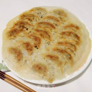 煎饺的做法步骤:7