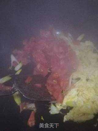 鸡蛋西红柿面的做法步骤：4