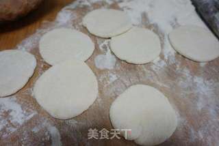 猪肉茄子馅包子的做法步骤:5