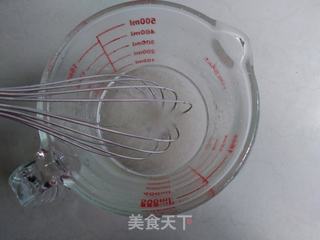 黑芝麻蒸蛋糕的做法步骤：2