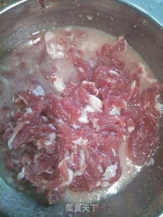 传统京酱肉丝的做法步骤:2