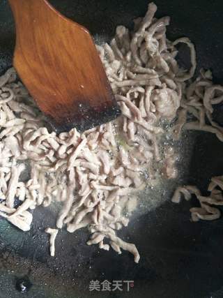 传统京酱肉丝的做法步骤:5