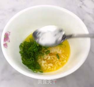 蒜香吐司条的做法步骤：2