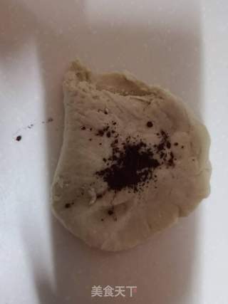 可可双色馒头的做法步骤:4