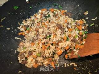 牛肉炒饭的做法步骤:8