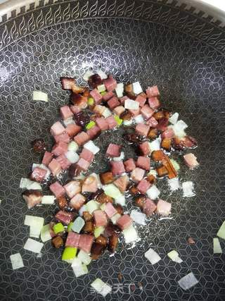 腊肉土豆焖饭的做法步骤:5