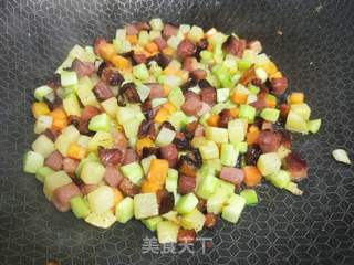 腊肉土豆焖饭的做法步骤:6