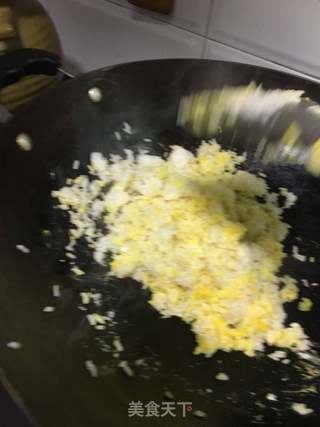 黄金炒饭的做法步骤:3