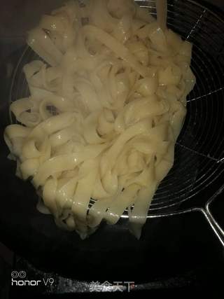 木耳肉丝面的做法步骤：14