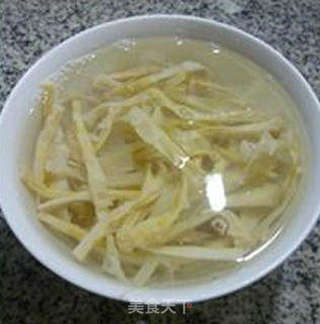 香芹拌羊尾笋的做法步骤:5