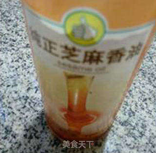 虾皮拌茼蒿的做法步骤：3