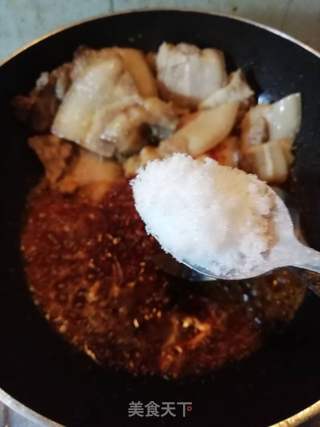 传统回锅肉的做法步骤:9