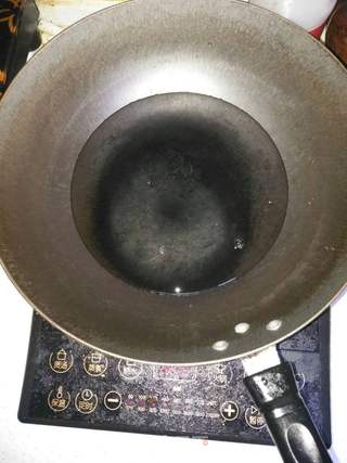 胡萝卜烧腐乳红肉的做法步骤:4