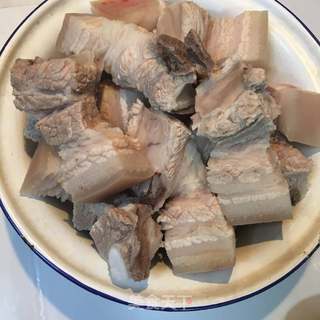 酥香红烧肉的做法步骤:2