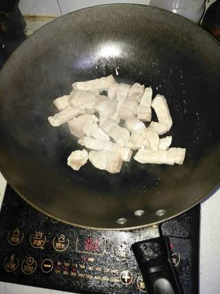 胡萝卜烧腐乳红肉的做法步骤:6