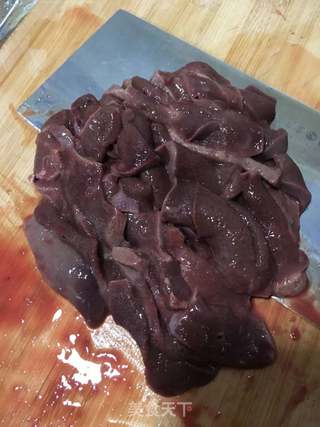 菠菜猪肝粥的做法步骤:7