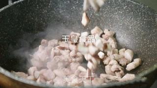 卤肉饭的做法步骤:4