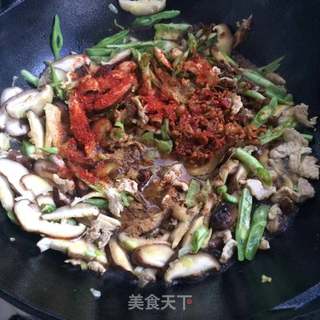 香菇肉丝拌面的做法步骤：7