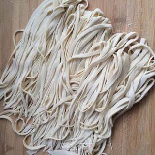 香菇肉丝拌面的做法步骤：10