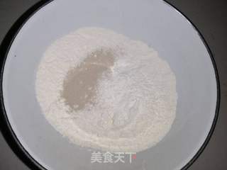 白菜粉条包子的做法步骤：1