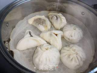 白菜粉条包子的做法步骤:17