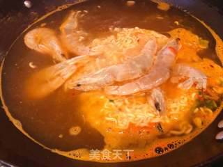 海鲜辛拉面的做法步骤:3