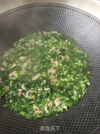 苔菜肉丁过水面的做法步骤:14