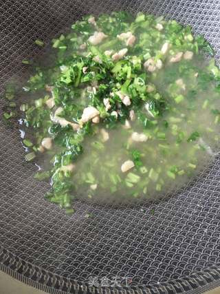苔菜肉丁过水面的做法步骤:16