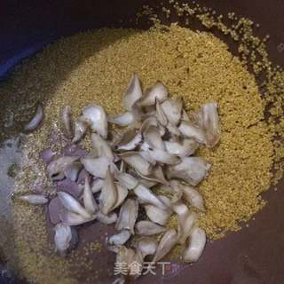 百合红枣小米粥的做法步骤:3