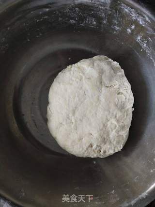 手擀面的做法步骤:4