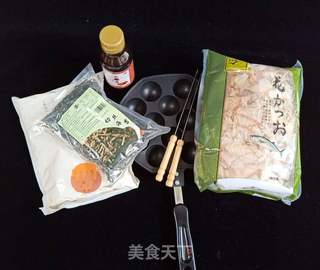 章鱼小丸子的做法步骤：1