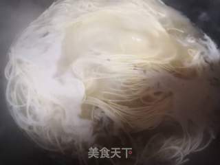 鸡汤素面的做法步骤：2