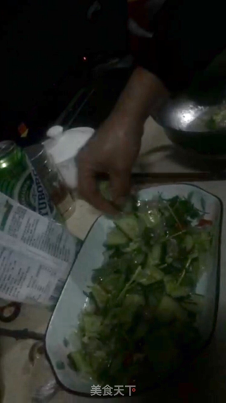 海蜇丝 黄瓜菱片的做法步骤:9