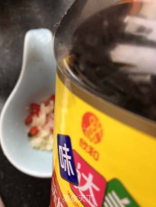 芹叶豆皮卷的做法步骤:17