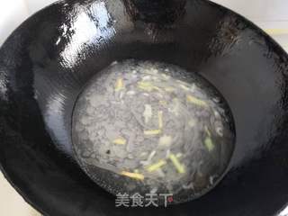 大虾冻豆腐汤的做法步骤:5