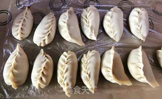 牛肉圆葱麦穗蒸包的做法步骤:11