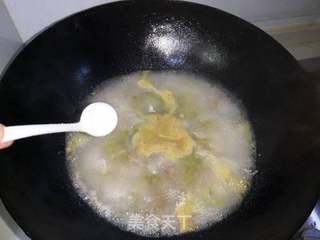 榨菜火腿芹菜疙瘩汤的做法步骤:10