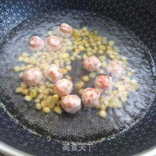 粉丝菠菜鱼丸汤的做法步骤：4
