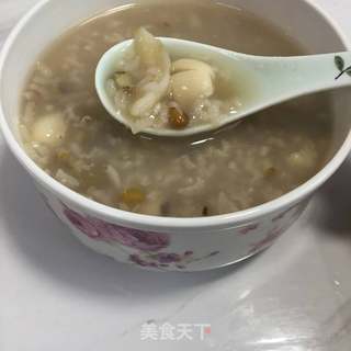 绿豆莲子百合粥的做法步骤:6