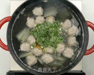 冬瓜丸子汤的做法步骤:7