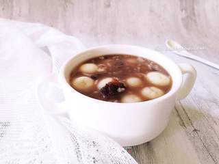 红豆沙糯米粉圆子的做法步骤:7