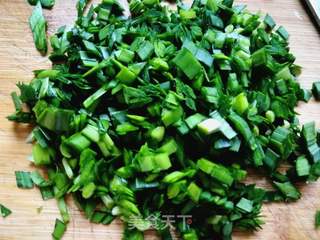 平菇韭菜粉丝鸡蛋饺的做法步骤:17