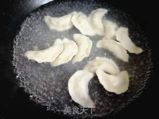 平菇韭菜粉丝鸡蛋饺的做法步骤:26