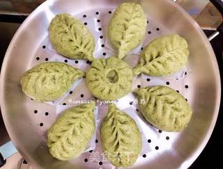 菠菜柳叶包子的做法步骤:13