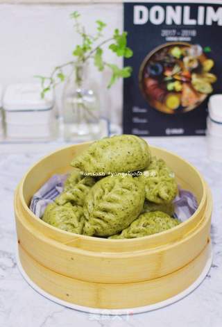 菠菜柳叶包子的做法步骤:16